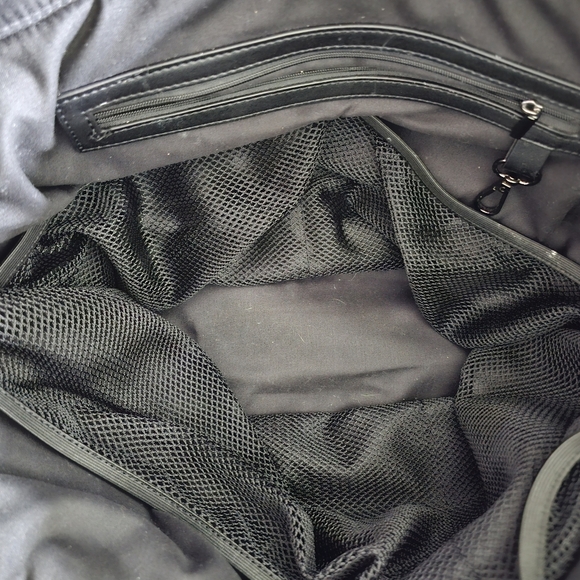 Cynthia Rowley Black Quilted Bag - Picture 6 of 9